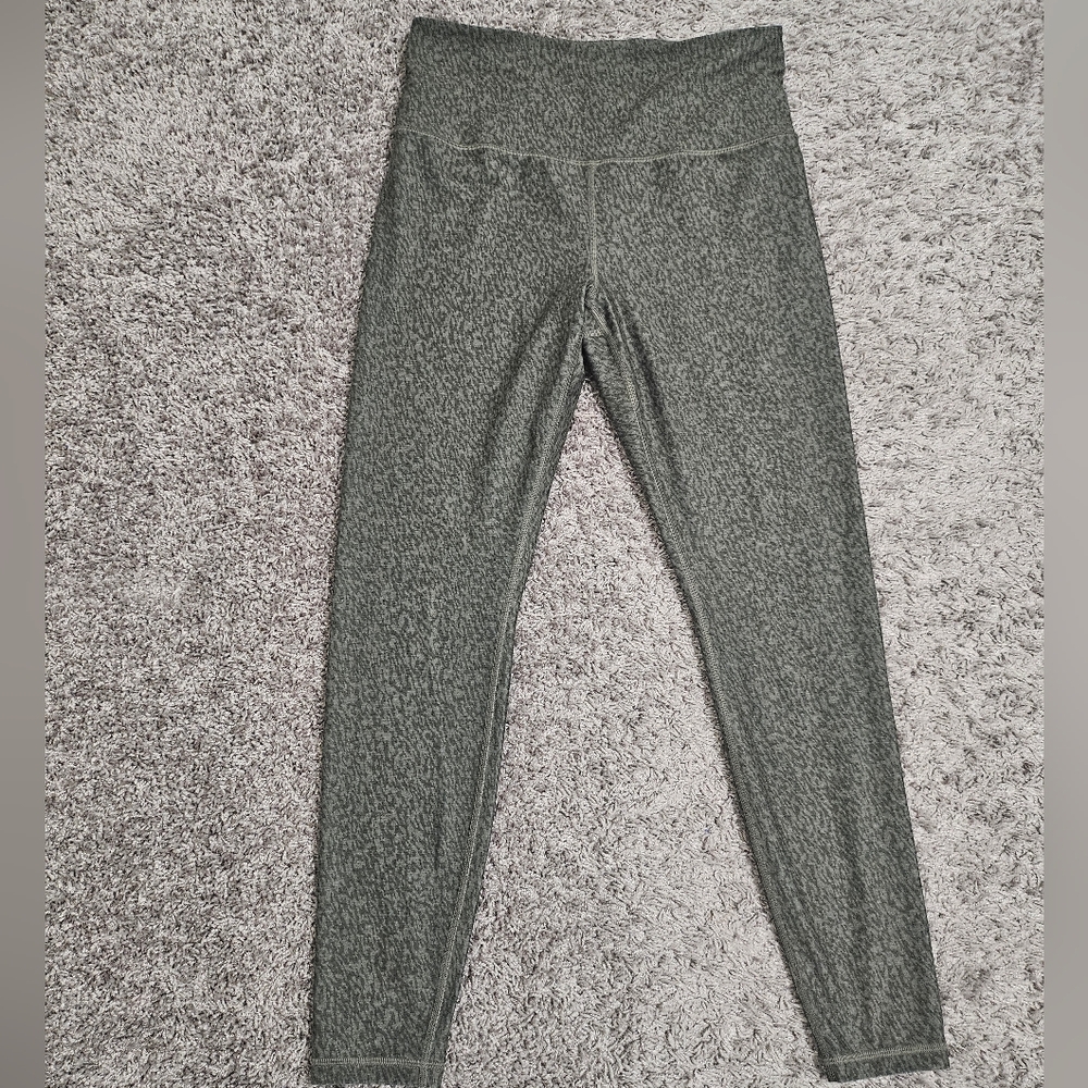 Athleta Elation Tight Leggings Women’s M Olive Green Textured Print High Rise